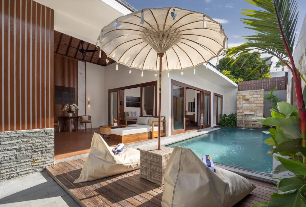 1br-deluxe-pool-2