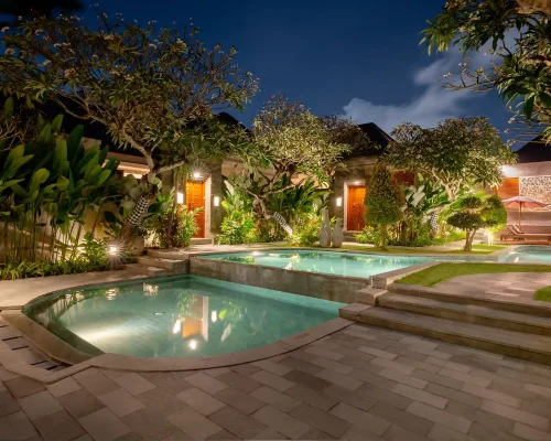 main_pool_night_5